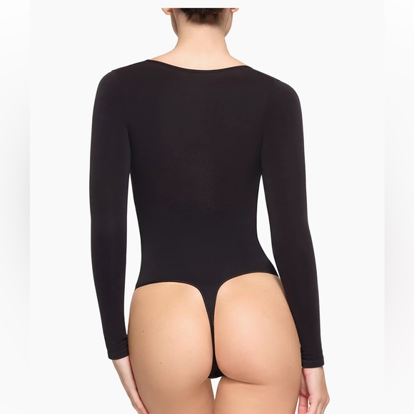🖤NEW SKIMS SEAMLESS SCULPT LONG SLEEVE THONG BODYSUIT IN ONYX S M L - Picture 3 of 6